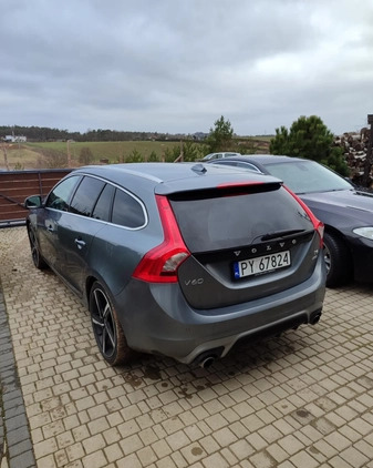 Volvo V60 cena 76400 przebieg: 114000, rok produkcji 2015 z Poznań małe 211